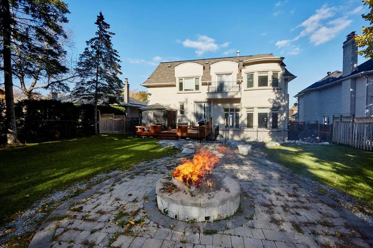 Elegant Apartment With Sauna豪宅整层 Toronto 0*,  Kanada